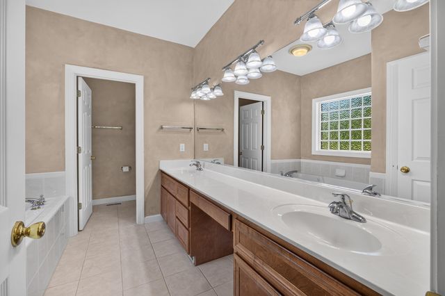 212 Red Oak Lane, Aiken, SC 29803