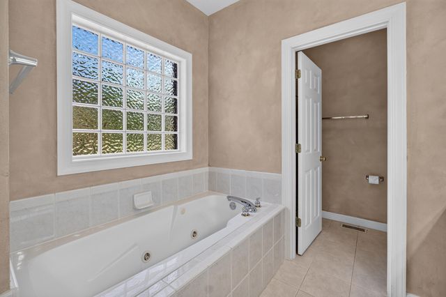 212 Red Oak Lane, Aiken, SC 29803