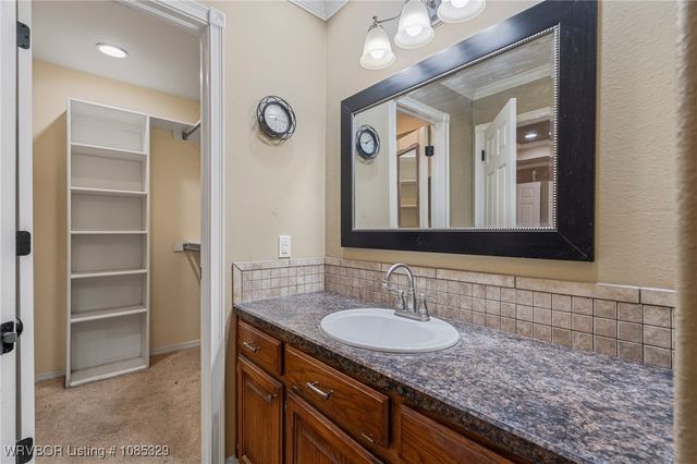 107 N Richardson Avenue, Sallisaw, OK 74955