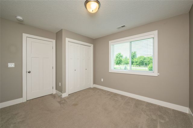 506 NW Ridgeline Drive, Ankeny, IA 50023