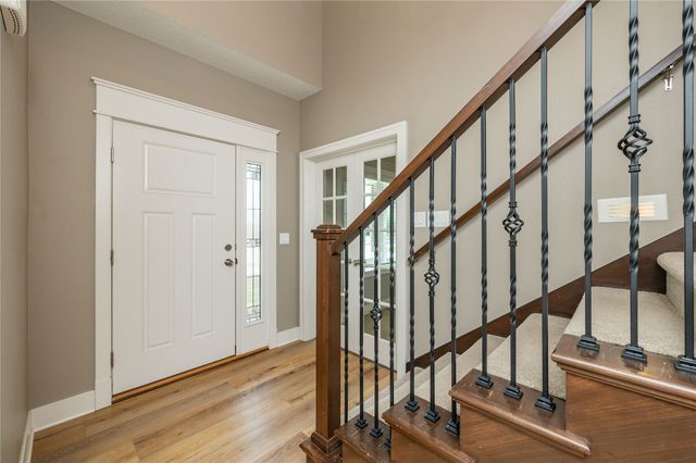 506 NW Ridgeline Drive, Ankeny, IA 50023