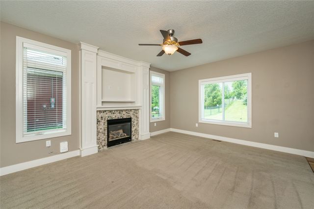 506 NW Ridgeline Drive, Ankeny, IA 50023