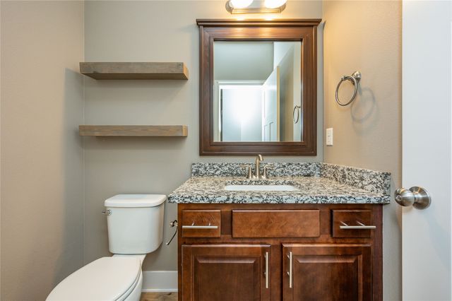 506 NW Ridgeline Drive, Ankeny, IA 50023