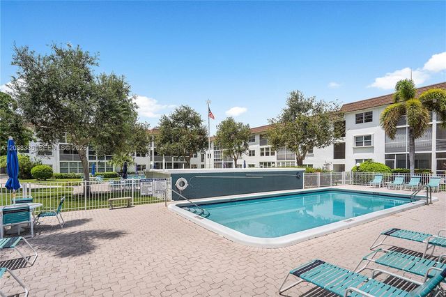 1501 S Ocean Blvd 102, Lauderdale By The Sea, FL 33062