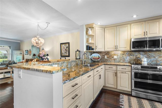 1501 S Ocean Blvd 102, Lauderdale By The Sea, FL 33062
