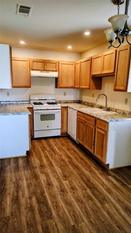 128 Campbell Street, Desoto, TX 75115