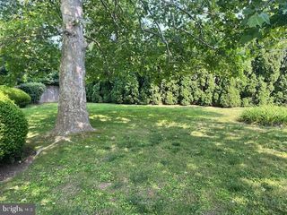 4538 PICKWICK DR, Wilmington, DE 19808