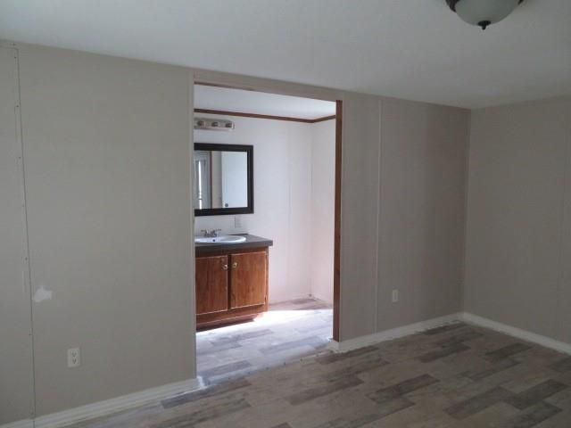 70 County Road 3479h, Cleveland, TX 77327