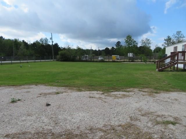 70 County Road 3479h, Cleveland, TX 77327