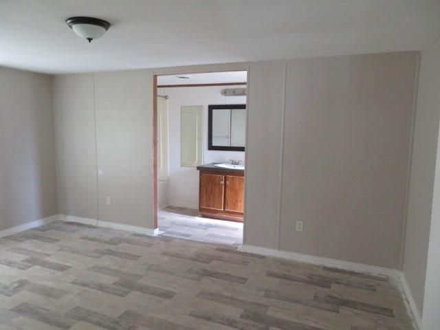 70 County Road 3479h, Cleveland, TX 77327