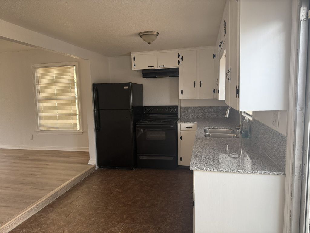617 E Union Bower Road, Irving, TX 75061 — photo 5