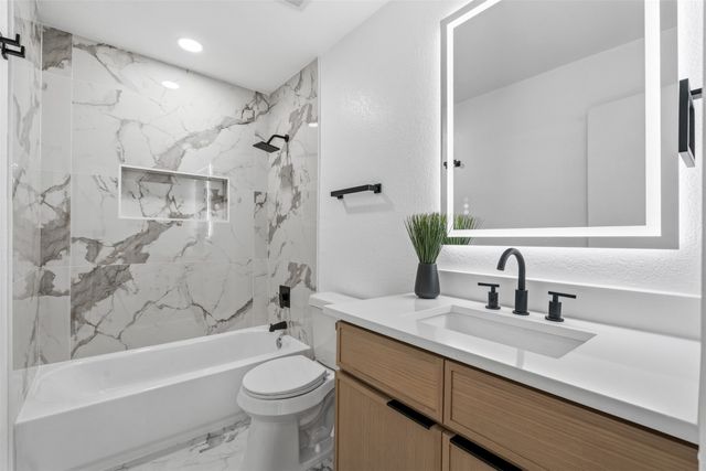 9255 Crimnson Court, Dallas, TX 75217