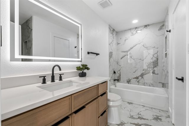 9255 Crimnson Court, Dallas, TX 75217