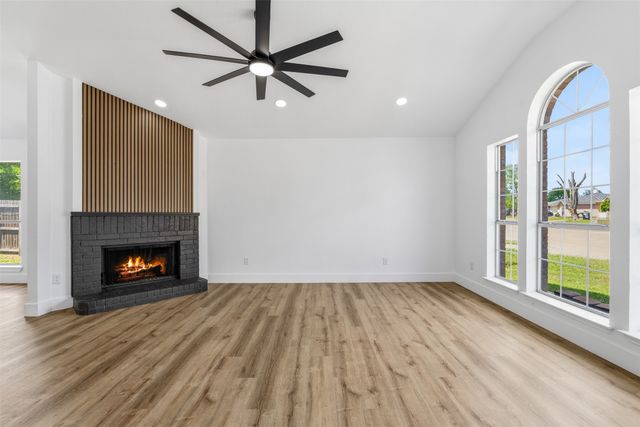 9255 Crimnson Court, Dallas, TX 75217