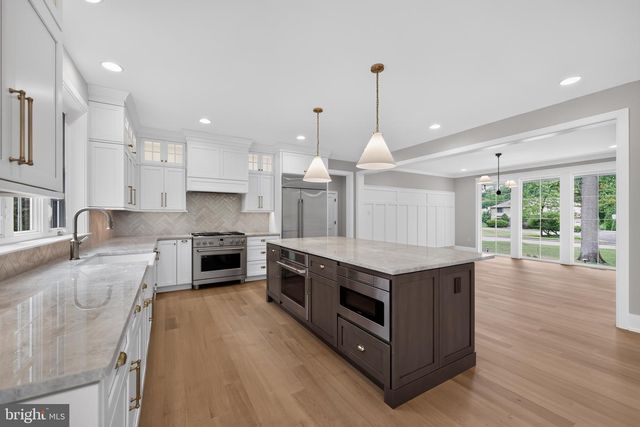 1080 BEECH HOLLOW ROAD, Lower Gwynedd, PA 19002