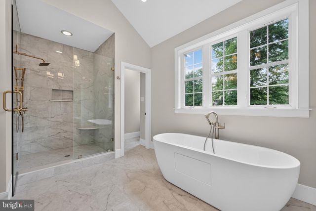 1080 BEECH HOLLOW ROAD, Lower Gwynedd, PA 19002