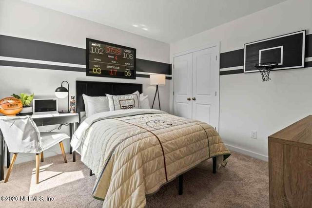 178 BRAZIL NUT Circle, Jacksonville, FL 32218