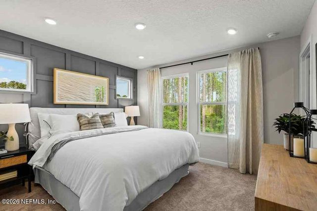 178 BRAZIL NUT Circle, Jacksonville, FL 32218