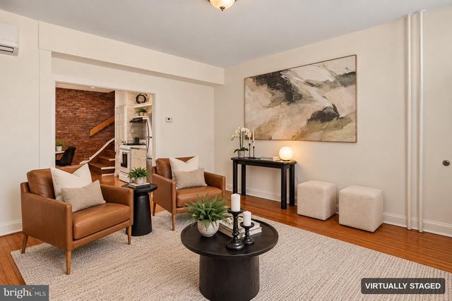 2010 IONIC ST, Philadelphia, PA 19103