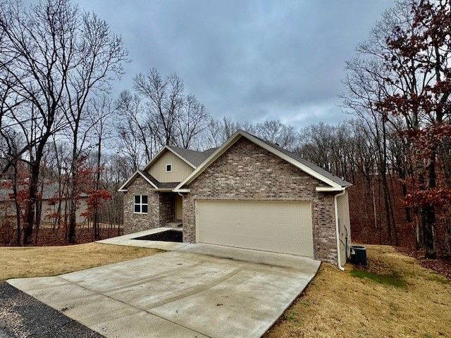 12 Celtic Drive, Bella Vista, AR 72714