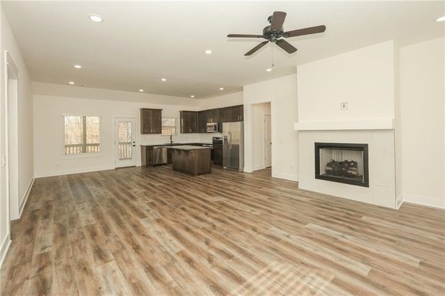 12 Celtic Drive, Bella Vista, AR 72714