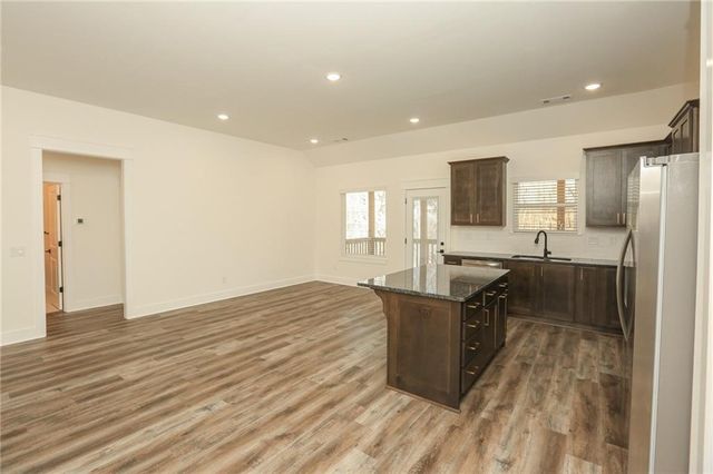 12 Celtic Drive, Bella Vista, AR 72714