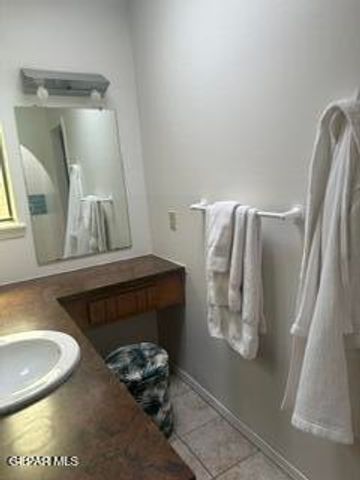 368 LA MIRADA Circle, El Paso, TX 79932