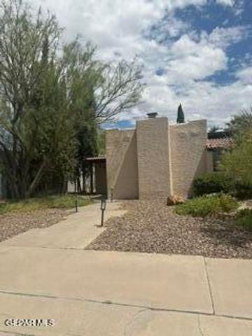 368 LA MIRADA Circle, El Paso, TX 79932
