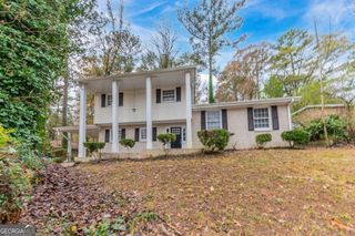 3390 Glenview Circle SW, Atlanta, GA 30331