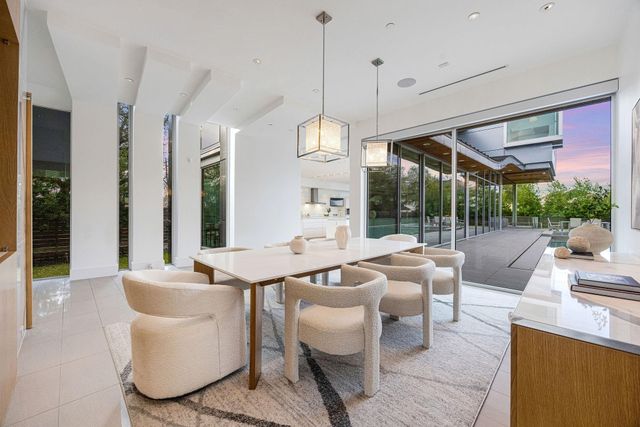 4616 Oleander Street, Bellaire, TX 77401