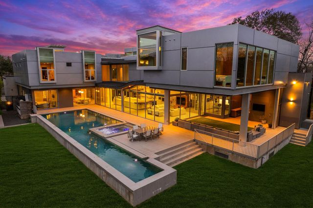 4616 Oleander Street, Bellaire, TX 77401