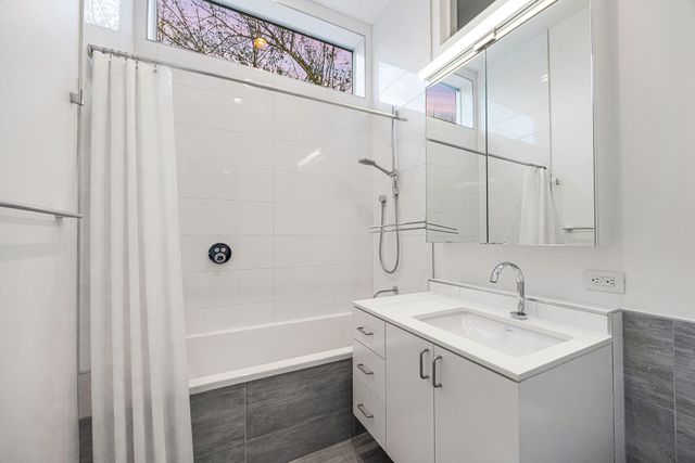 4616 Oleander Street, Bellaire, TX 77401