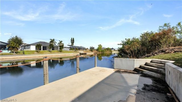 117 NE 5th TER, Cape Coral, FL 33909