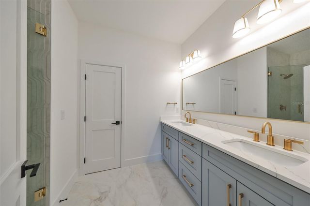 4324 W GRAY STREET 3, Tampa, FL 33609