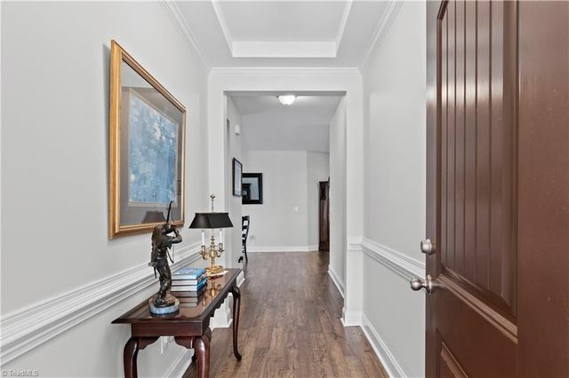 6142 Barrington Oaks Drive, Clemmons, NC 27012