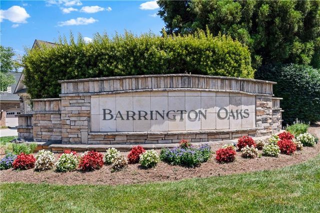 6142 Barrington Oaks Drive, Clemmons, NC 27012