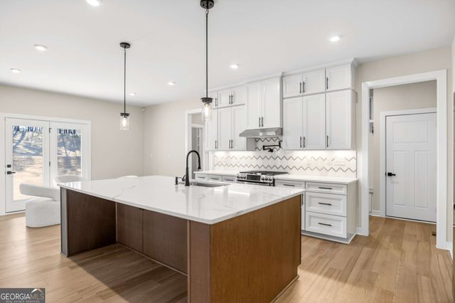 100 Laurel Crest Drive, Fayetteville, GA 30215