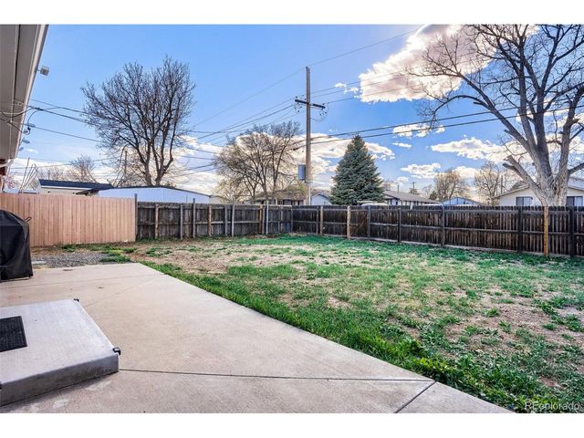 6461 Porter Way, Commerce City, CO 80022