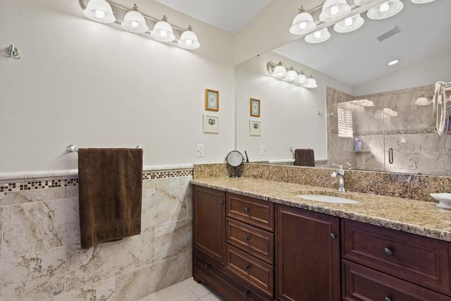 20520 HOMOSSASA COURT, Land O Lakes, FL 34637