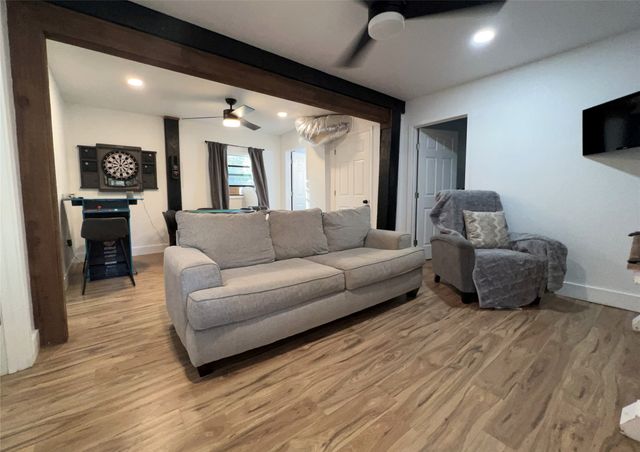 1108 Maloma Court, Tool, TX 75143