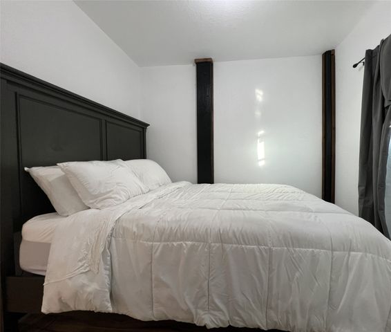 1108 Maloma Court, Tool, TX 75143