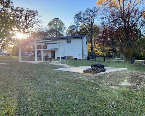 1108 Maloma Court, Tool, TX 75143