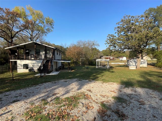 1108 Maloma Court, Tool, TX 75143