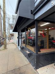 4 Gansett Avenue, Cranston, RI 02920