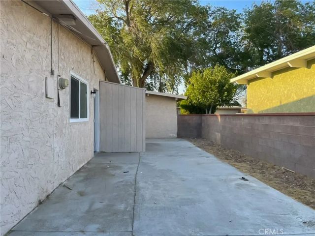1408 W Avenue H15, Lancaster, CA 93534