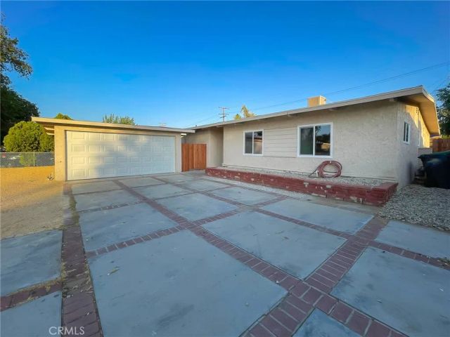 1408 W Avenue H15, Lancaster, CA 93534