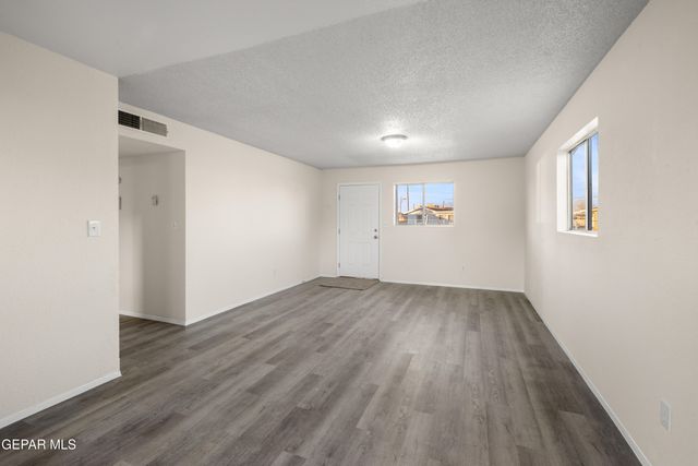 9328 SAN LORENZO Avenue, El Paso, TX 79907