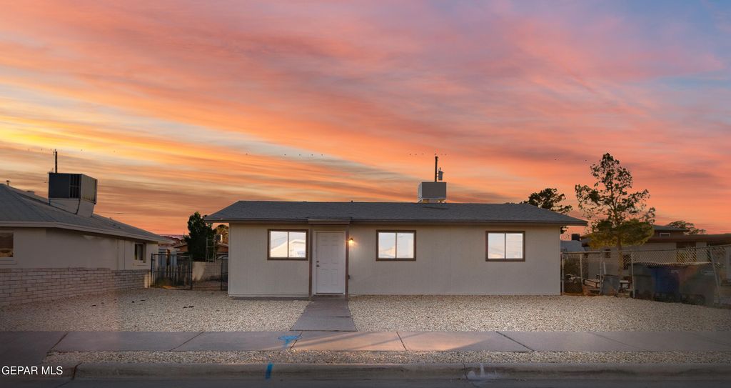 9328 SAN LORENZO Avenue, El Paso, TX 79907