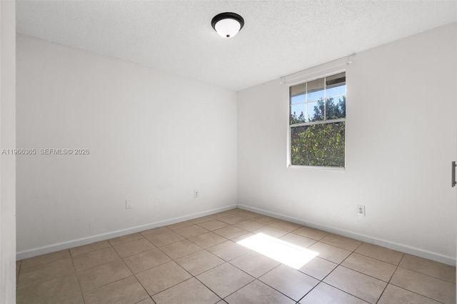 3364 NW 197th Ter, Miami Gardens, FL 33056