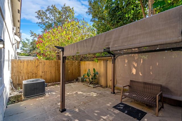 3364 NW 197th Ter, Miami Gardens, FL 33056